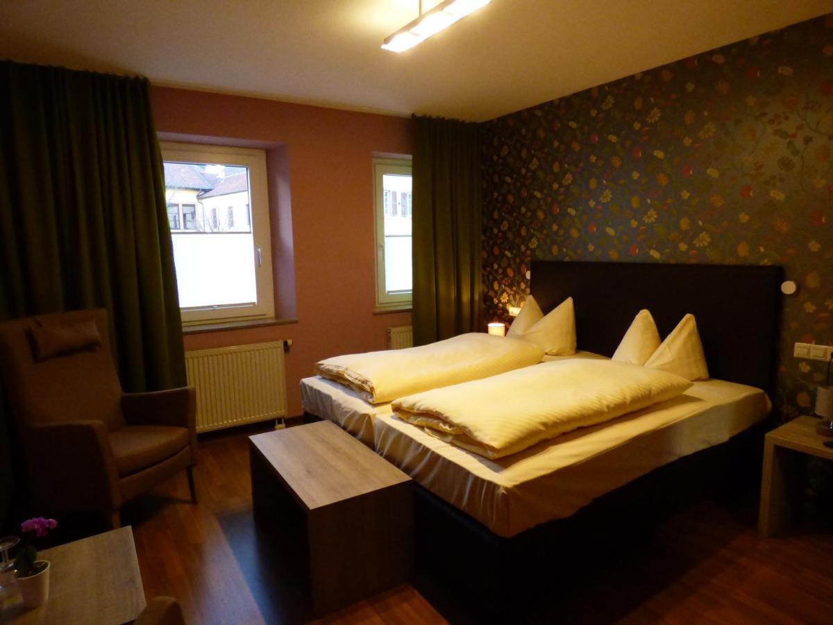 Zum Kronprinzen Hotel Garni Weyher 외부 사진